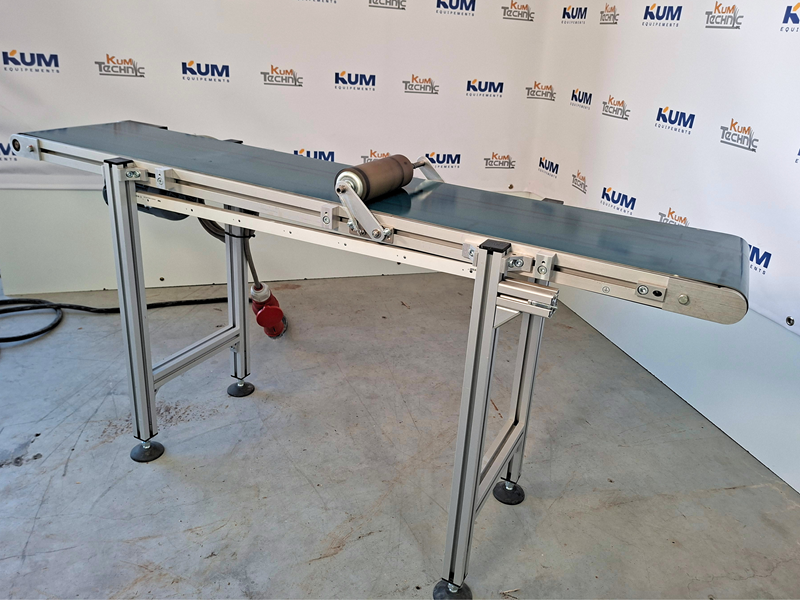 Convoyeur inox Maschinenbau Kitz – Modèle GUF‑P 2000 AC 1600/300