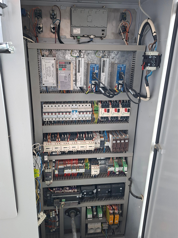 Ensacheuse verticale Volpak S-130 D - Automatisation Omron + PLC Omron