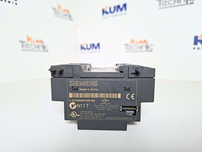 Siemens LOGO! DM16 24 – Module d'extension numérique