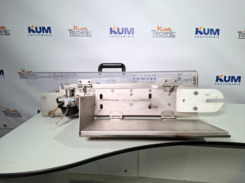 Loma IQ industrial metal detector (optional: Benne S.A. stainless steel conveyor)