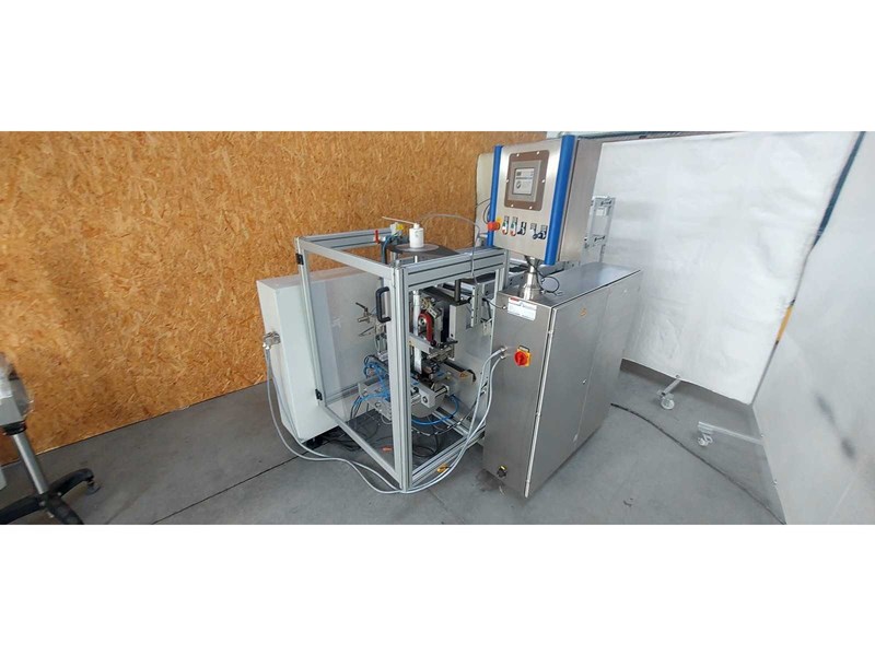 Flowpack vertical avec prédécoupe – Deltapack DE200ECO (2006)