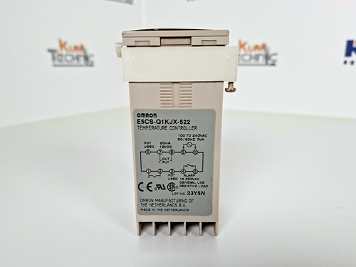 Contrôleur de température Omron E5CS