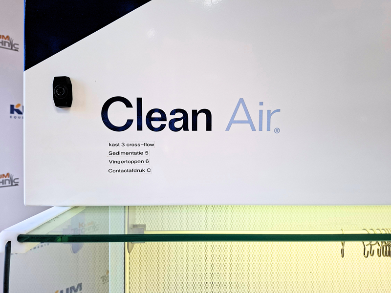 Poste à flux laminaire horizontal – Clean Air Cross‑Flow
