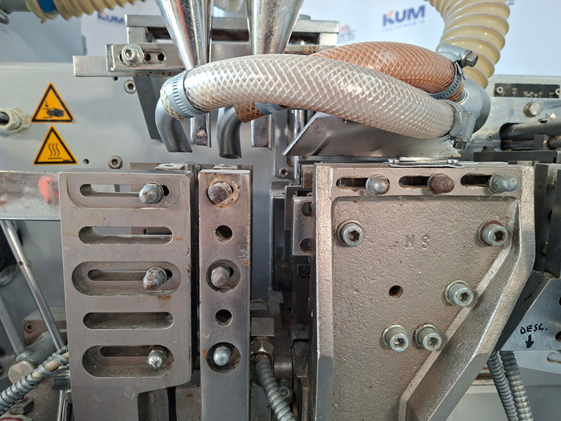 Ensacheuse verticale Volpak S-130 D - Automatisation Omron + PLC Omron